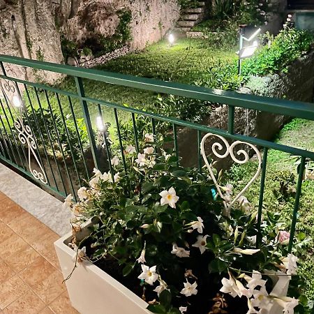Minori Palace De Luxe Apartment Dış mekan fotoğraf
