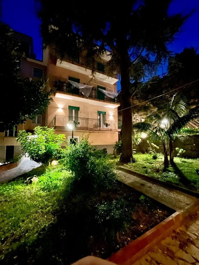 Minori Palace De Luxe Apartment Dış mekan fotoğraf